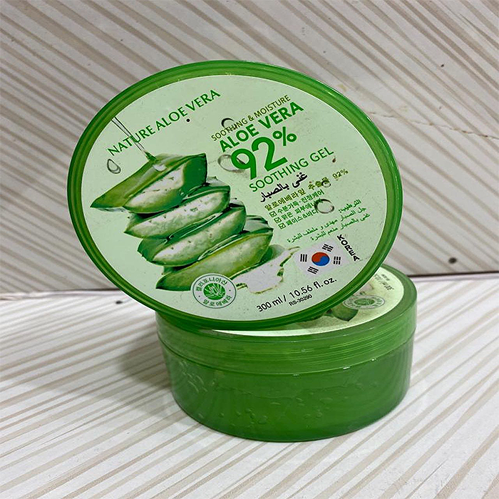 GEL FACIAL ALOE VERA 99% NATURAL HUDABEAUTY H63035 300ML - Beauty&Fashion Center